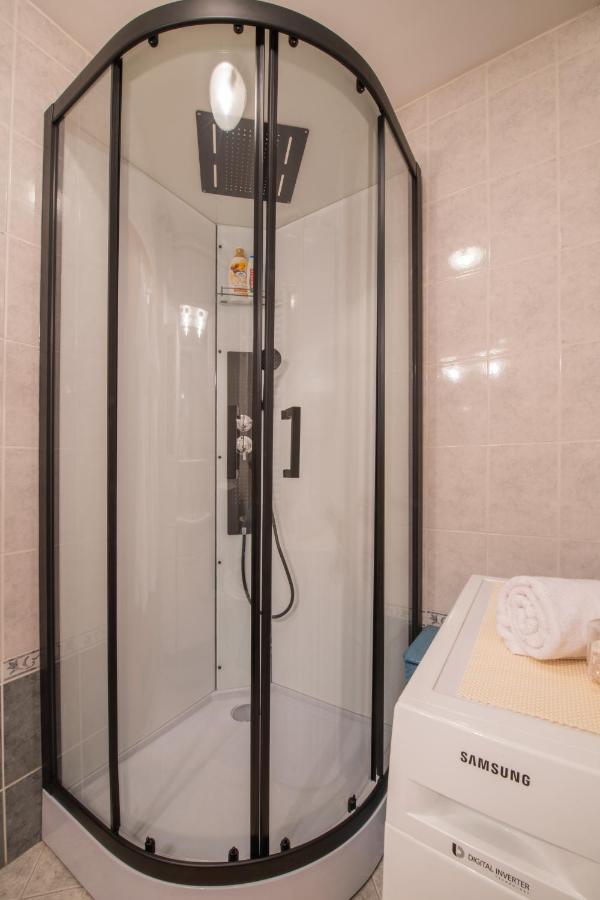 Apartman Silvija Osijek Eksteriør billede